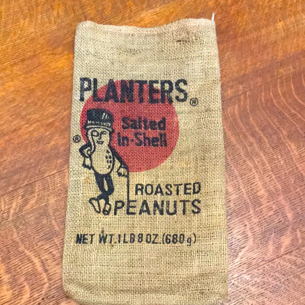 Planters Burlap Peanuts 1lbs. Bag